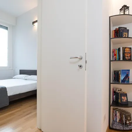 Apartment Cleo - Your From Milan